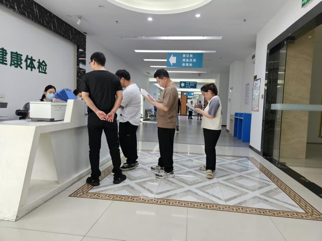 安帕爾公司組織職業(yè)病專項體檢 --為員工健康保駕護航