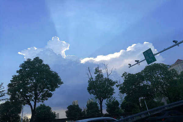 海南開展機動車維修行業(yè)環(huán)境污染防治專項整治嚴抓危廢、廢氣等突出問題