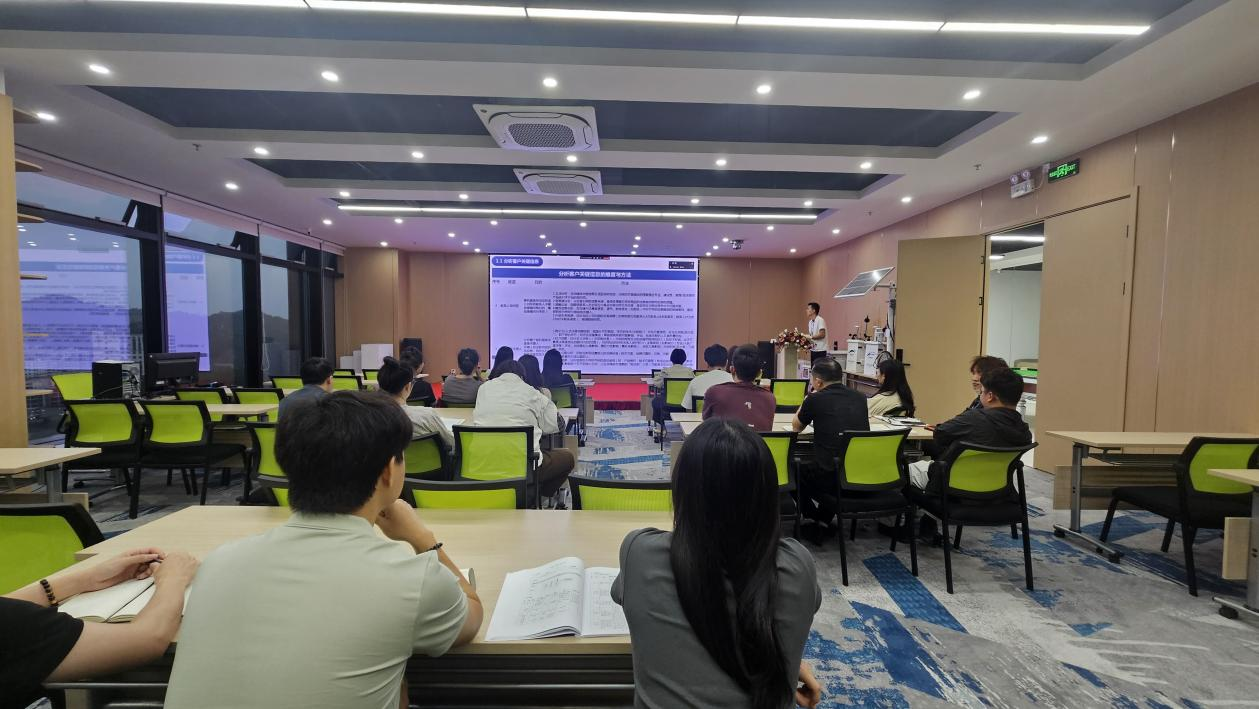 第二輪銷(xiāo)售鏈專(zhuān)項(xiàng)培訓(xùn)第四場(chǎng)舉行